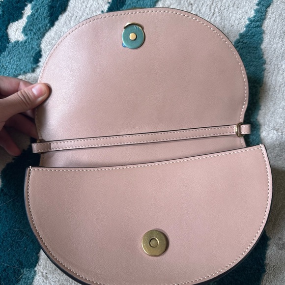 Chloe half moon bag in excellent condition. - Picture 3 of 10